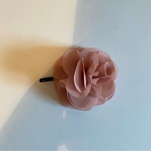 Flower hair clip🌺